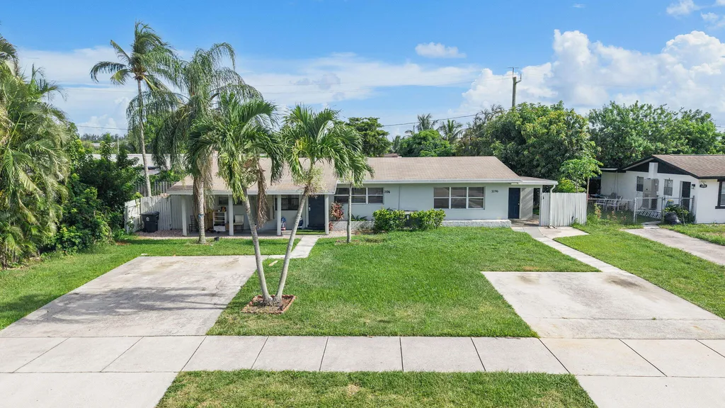 3194 Prince Drive Lake Worth Beach FL 33461