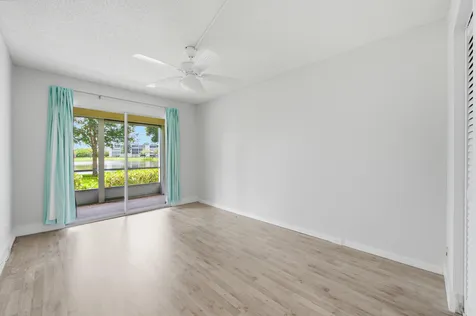 1048 Lincoln C Boca Raton FL 33434