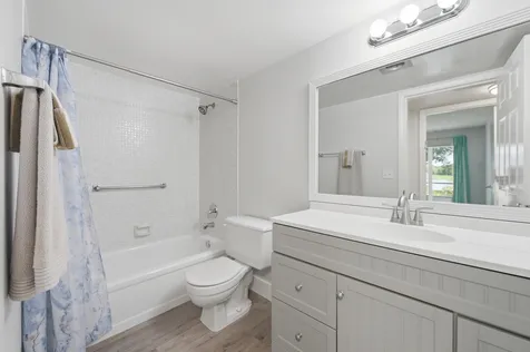 1048 Lincoln C Boca Raton FL 33434