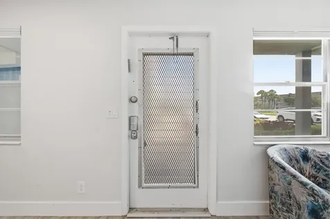 1048 Lincoln C Boca Raton FL 33434