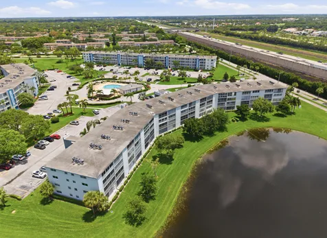1048 Lincoln C Boca Raton FL 33434