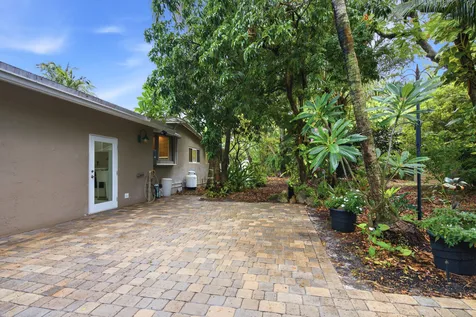 2151 SW 23rd Terrace Fort Lauderdale FL 33312