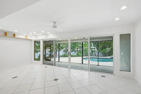 2151 SW 23rd Terrace Fort Lauderdale FL 33312