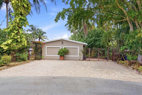 2151 SW 23rd Terrace Fort Lauderdale FL 33312