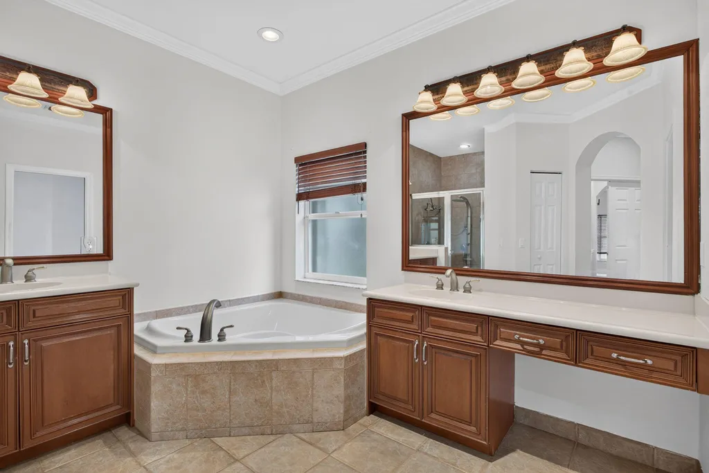 6443 NW 110th Avenue Coral Springs FL 33076