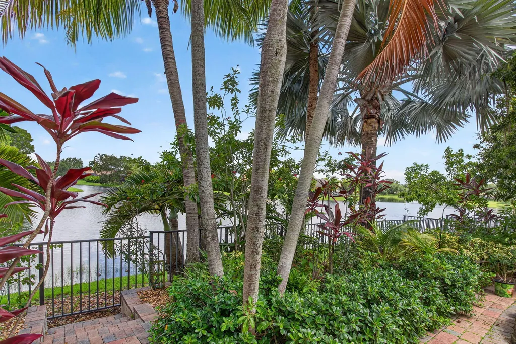 6443 NW 110th Avenue Coral Springs FL 33076