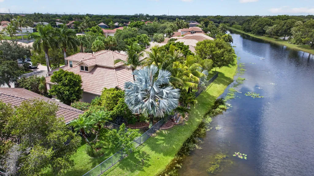 6443 NW 110th Avenue Coral Springs FL 33076