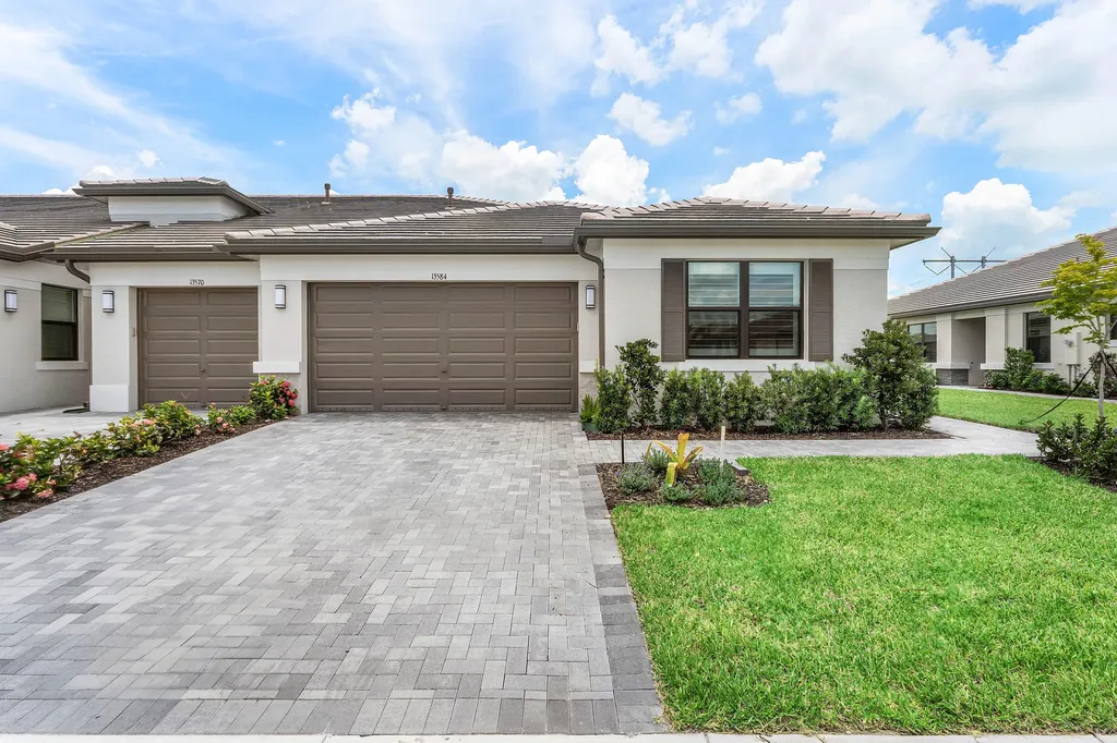13584 SW Starkissed Lane Port St Lucie FL 34987