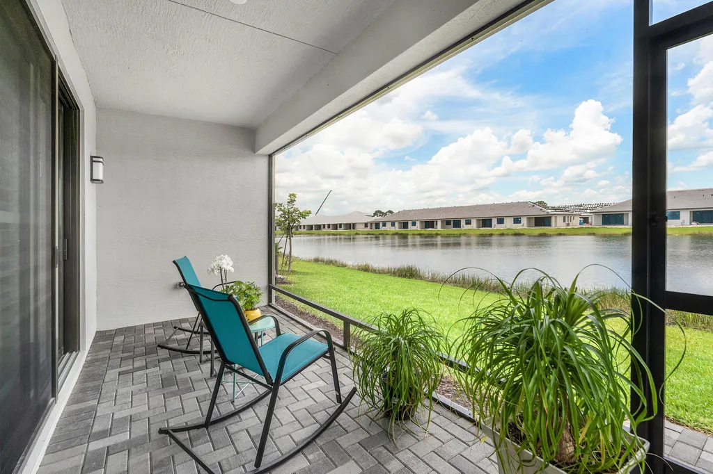 13584 SW Starkissed Lane Port St Lucie FL 34987
