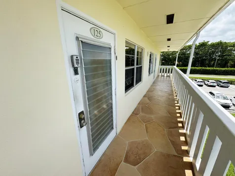 125 Dorset C Boca Raton FL 33434
