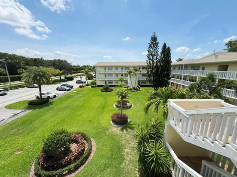 125 Dorset C Boca Raton FL 33434