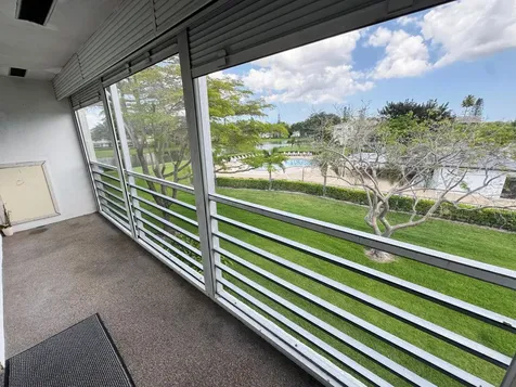 125 Dorset C Boca Raton FL 33434