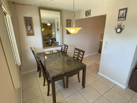 125 Dorset C Boca Raton FL 33434