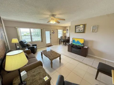 125 Dorset C Boca Raton FL 33434