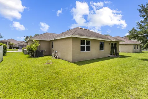 9907 E Verona Circle Vero Beach FL 32966