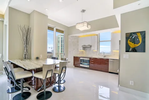 511 SE 5th Avenue Fort Lauderdale FL 33301
