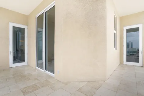 511 SE 5th Avenue Fort Lauderdale FL 33301