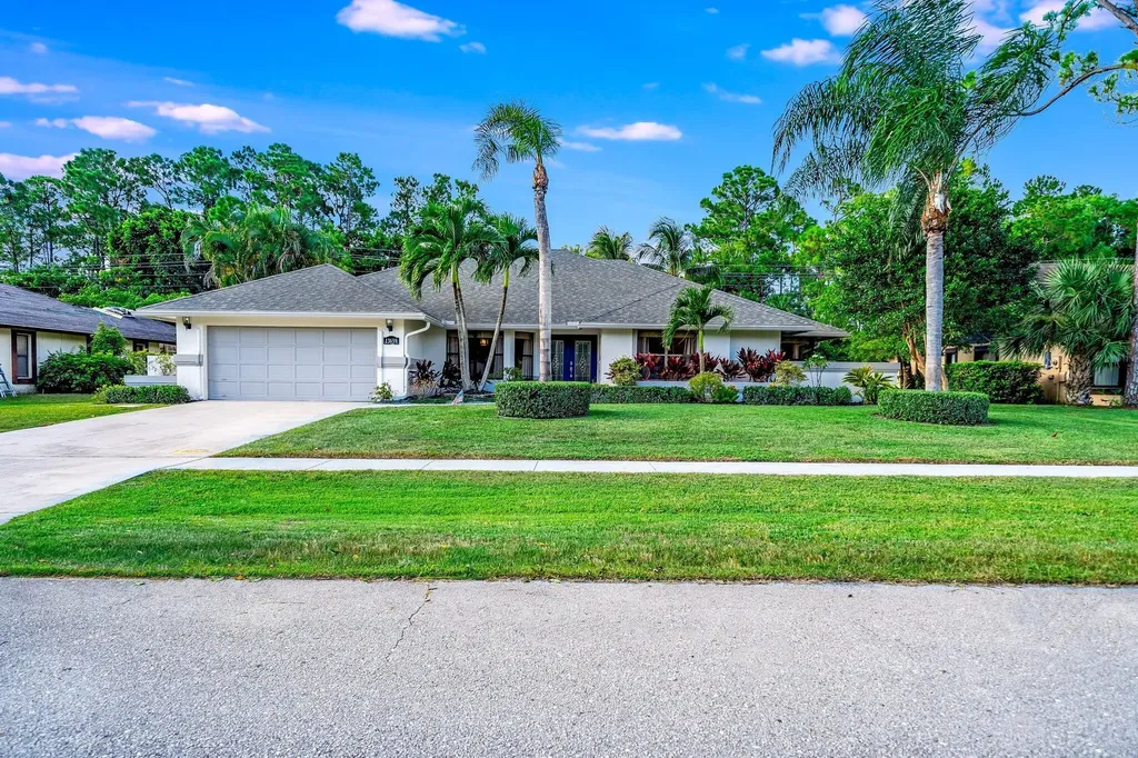 13659 Ishnala Circle Wellington FL 33414