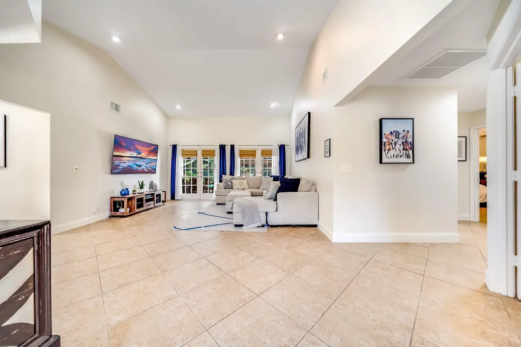 13659 Ishnala Circle Wellington FL 33414