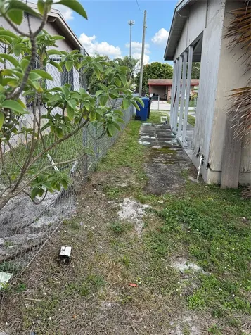 605 SW 22nd Avenue Fort Lauderdale FL 33312