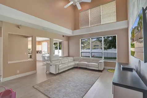 5884 N Plum Bay Parkway Tamarac FL 33321