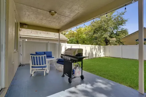 5884 N Plum Bay Parkway Tamarac FL 33321