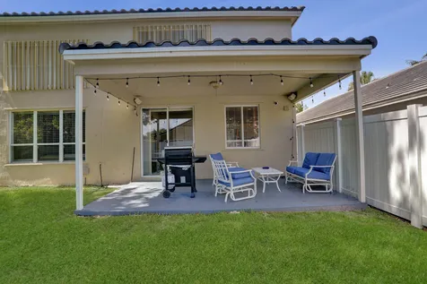 5884 N Plum Bay Parkway Tamarac FL 33321
