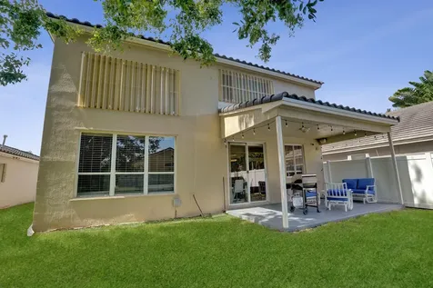5884 N Plum Bay Parkway Tamarac FL 33321