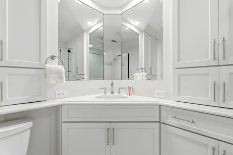 1250 W Southwinds Boulevard Vero Beach FL 32963