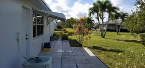 1107 Cir Terrace W Delray Beach FL 33445