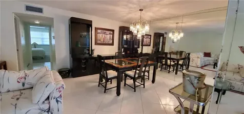 1107 Cir Terrace W Delray Beach FL 33445