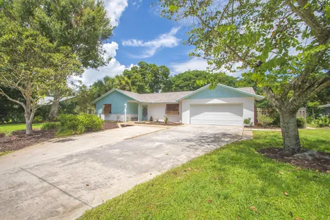 2335 81st Court Vero Beach FL 32966
