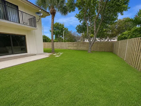 248 Avenue L Delray Beach FL 33483