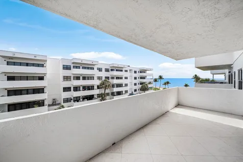 330 SE 20th Avenue Deerfield Beach FL 33441