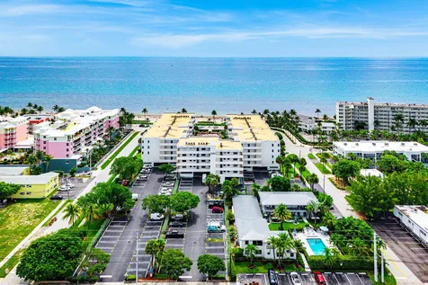 330 SE 20th Avenue Deerfield Beach FL 33441