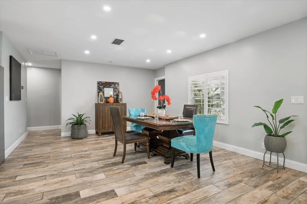4601 W Hawthorne Circle Hollywood FL 33021