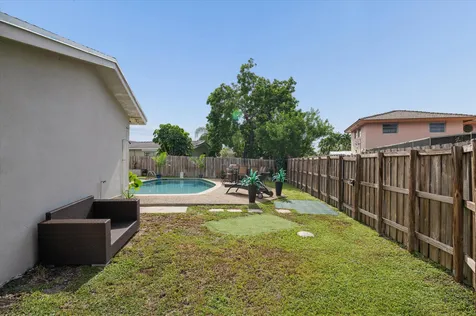 4601 W Hawthorne Circle Hollywood FL 33021