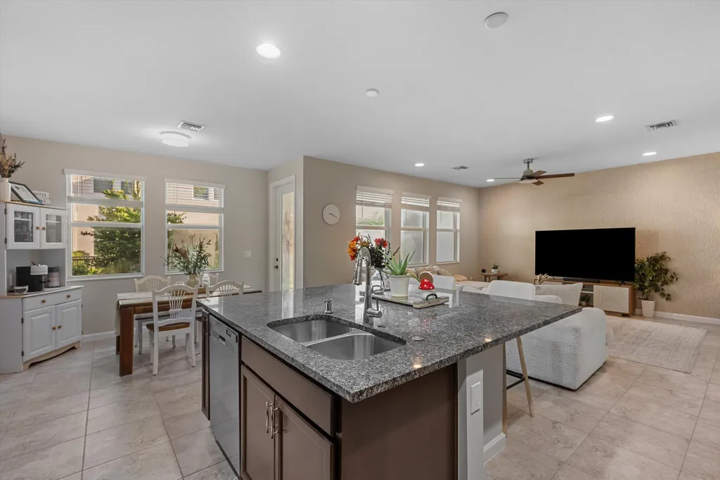 16423 Helix Court Westlake FL 33470