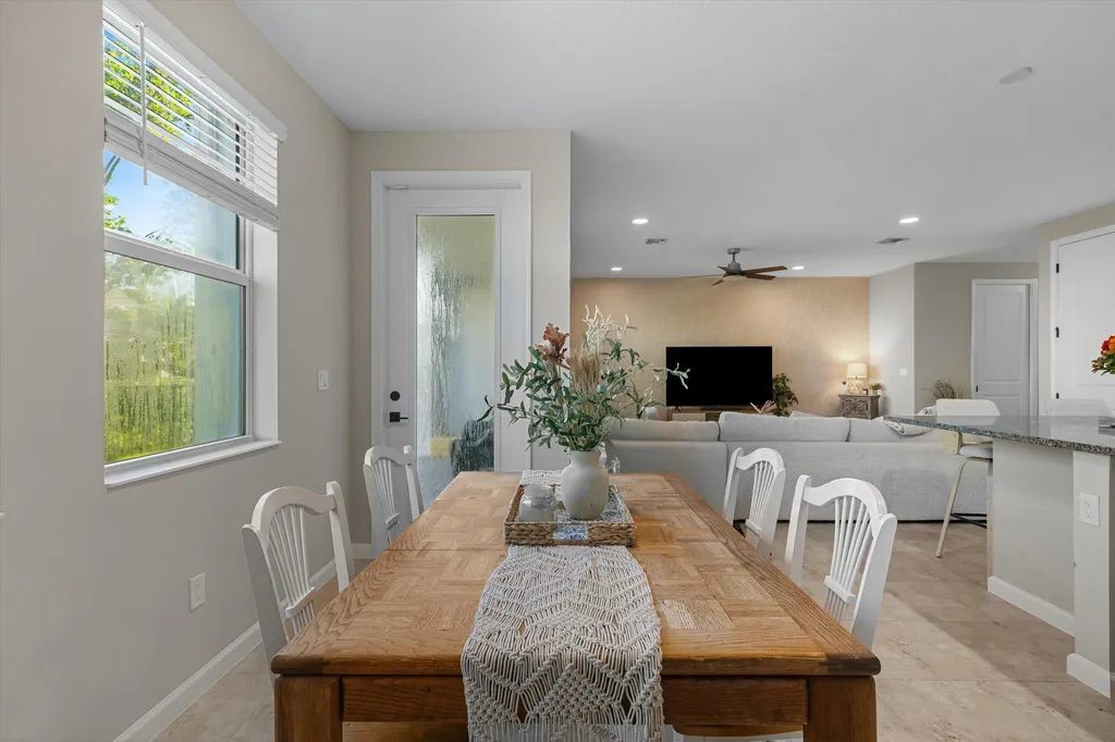16423 Helix Court Westlake FL 33470