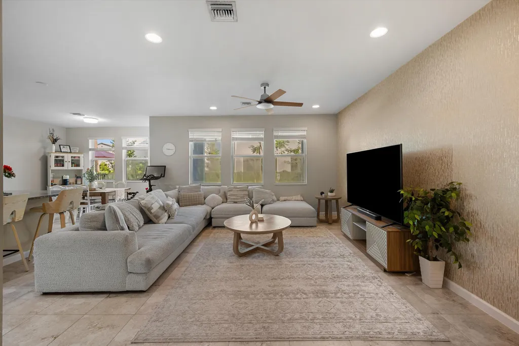16423 Helix Court Westlake FL 33470