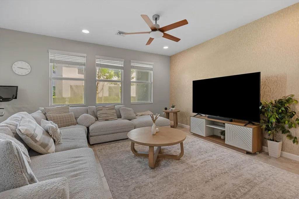 16423 Helix Court Westlake FL 33470