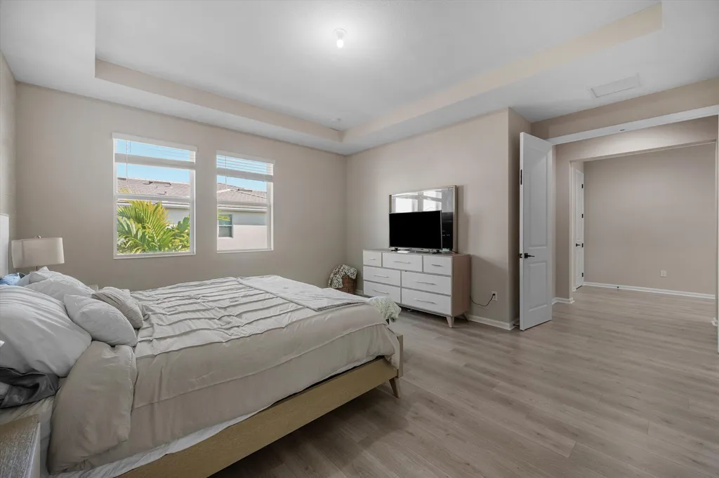 16423 Helix Court Westlake FL 33470