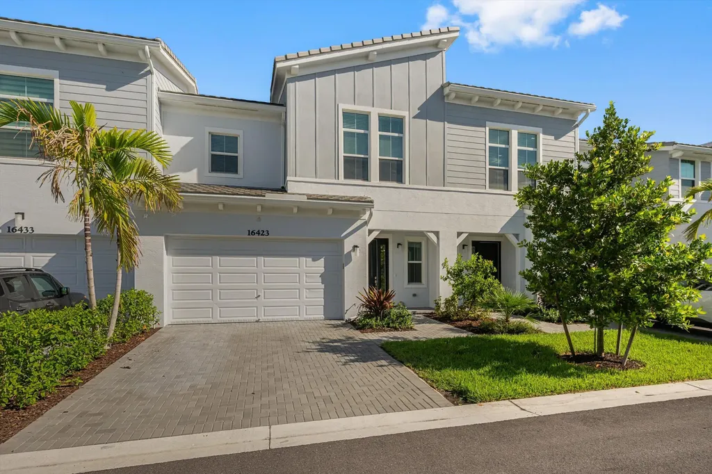 16423 Helix Court Westlake FL 33470