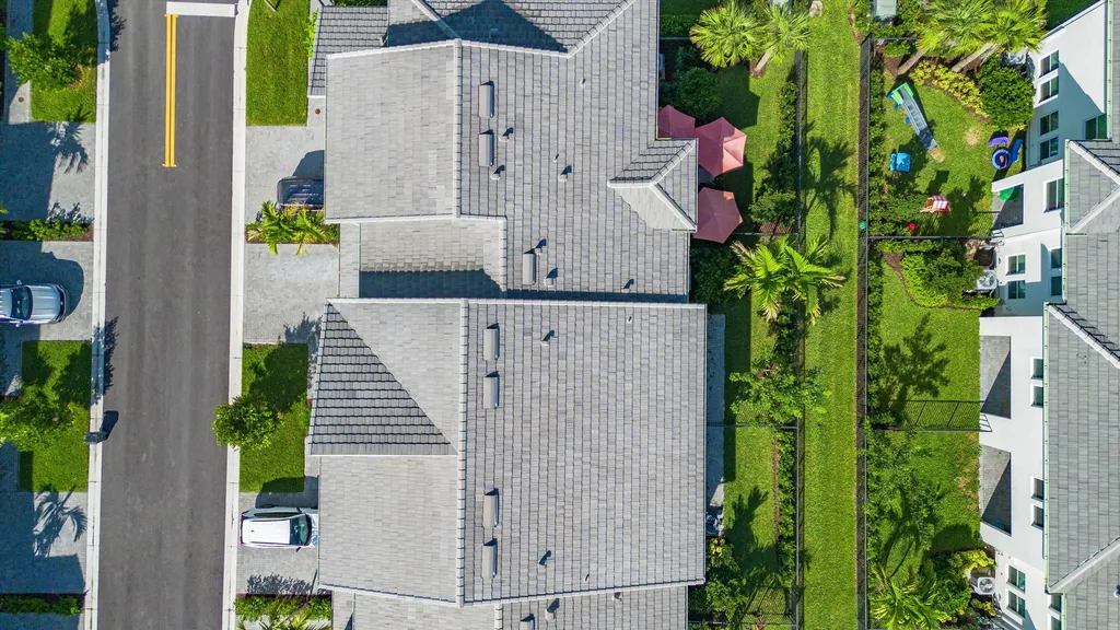 16423 Helix Court Westlake FL 33470