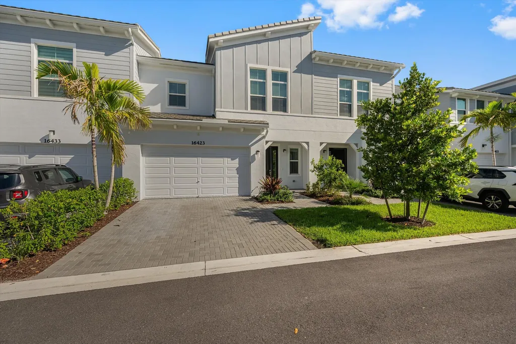 16423 Helix Court Westlake FL 33470