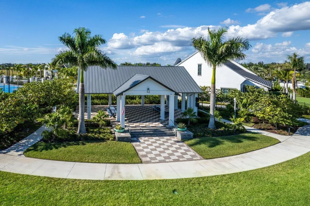 16423 Helix Court Westlake FL 33470