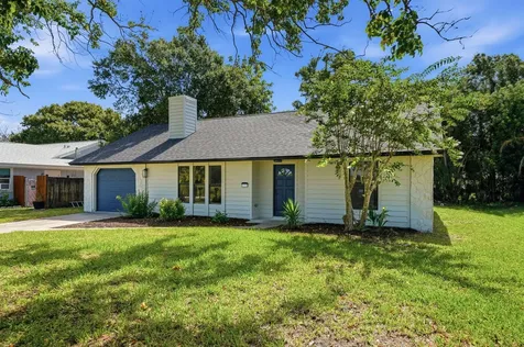 306 24th Avenue Vero Beach FL 32967