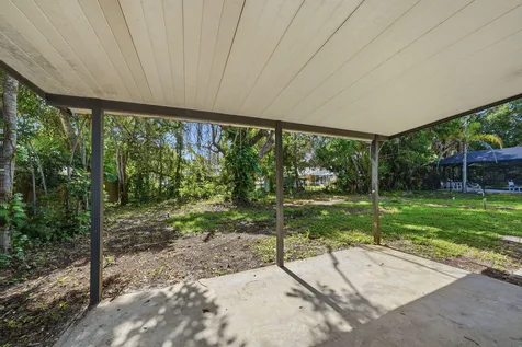 306 24th Avenue Vero Beach FL 32967