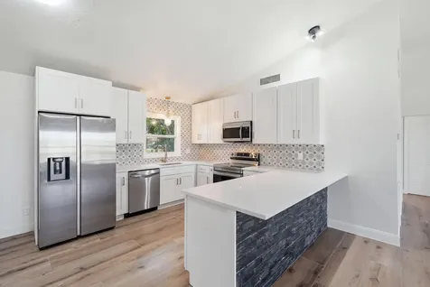 306 24th Avenue Vero Beach FL 32967