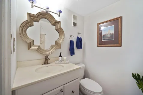 8910 SW 20th Place Davie FL 33324